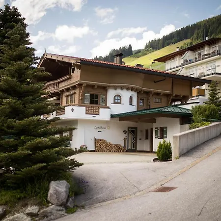 Erlzette Apartment *