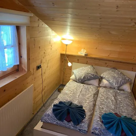 Erlzette Apartamento