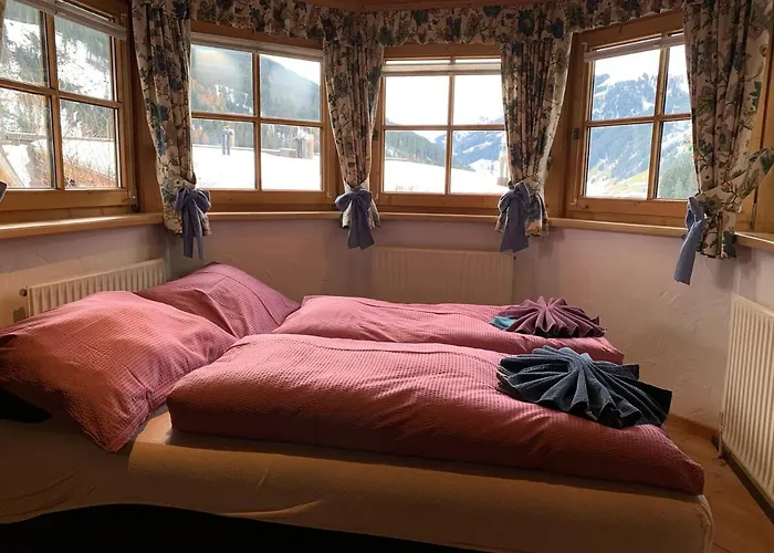 Апартаменты Erlzette *